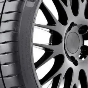 Disponibil imediat MICHELIN PILOT SPORT 4 MO1 A RG 255/45 R19 104Y