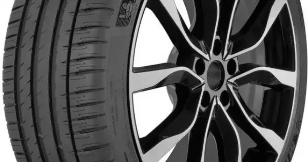 Reducere specială MICHELIN PILOT SPORT 4 SUV 295/35 R21 107Y