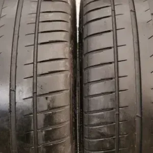 MICHELIN PILOT SPORT 4 ZP* 275/35 R19 100Y Ofertă specială