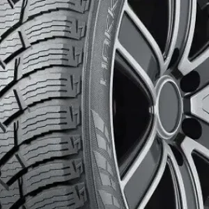 NOKIAN HAKKAPELIITA CR4 215/60 R17C 109/107R Ieftin