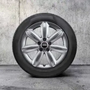 Ofertă de sezon Roată completă de iarnă - JCW Star Spoke 539 cu anvelopa Bridgestone Blizzak LM-001 - 205/60R17 93H - Mini Countryman F60