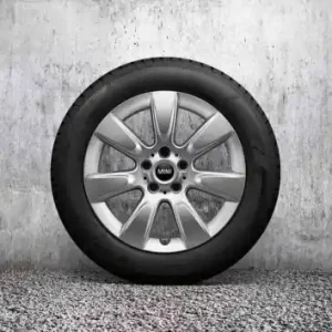 Ieftin Roată completă de iarnă - Imprint Spoke 530 cu anvelopa Goodyear Ultra Grip 8 Performance - 225/55R17 97H - Mini Countryman F60